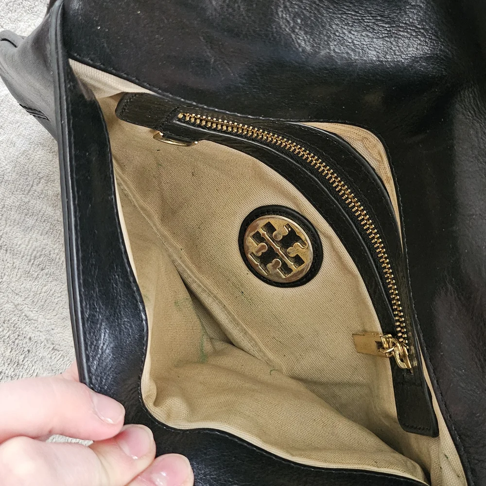 Tory Burch Black Leather Shoulder Bag with Gold Logo and Chain